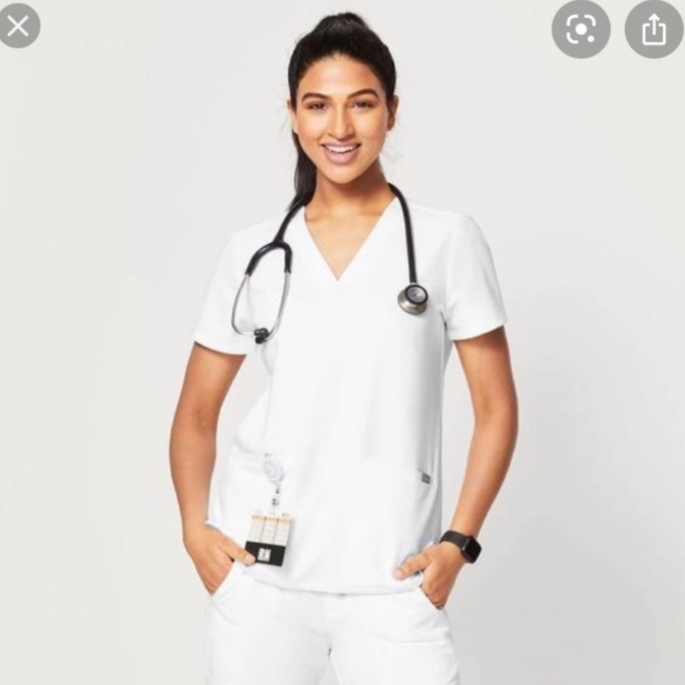 Figs Casma Scrub Top
